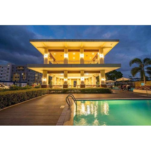 Entire 2BR condo 8 Spatial Maa Davao