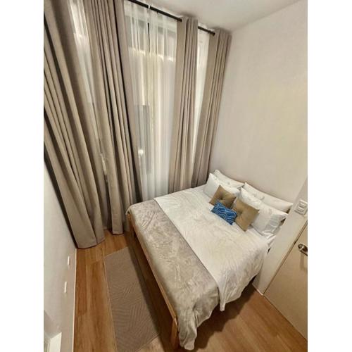 Entire Home For 2, Nearby Davao airport