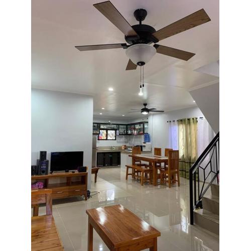 Entire Island home with HighSpeed Internet and gated parking