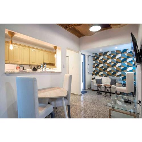Escape 2BR Apartment in Gazcue Close to Colonial Zone