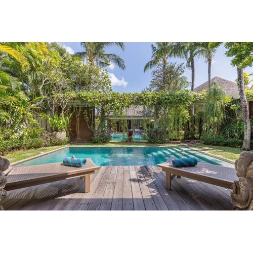 Eshara 21 our Luxury 5BR Villa Escape and huge pool Oberoi Beach