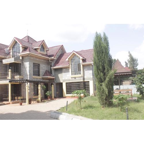 Eshborns House - Near Jomo Kenyatta International Airport and SGR with shuttle services at an extra fee