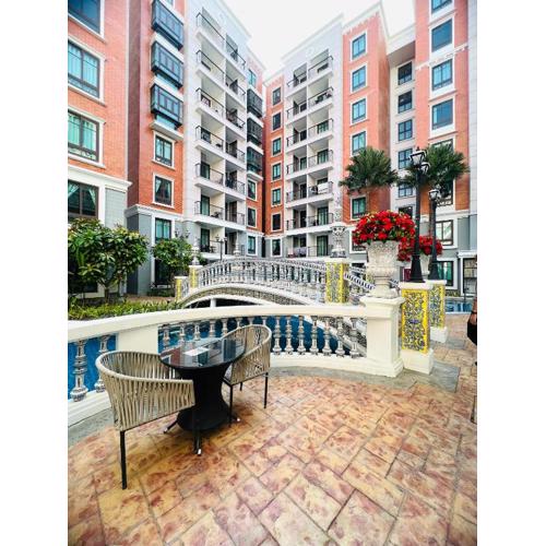 Espana Condominium 1 BedRoom