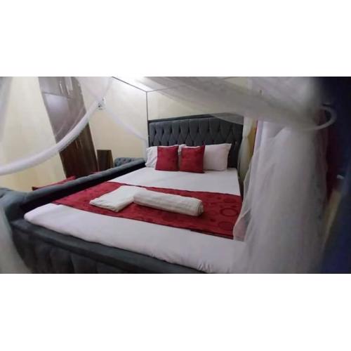 Esther Goodness Apartments