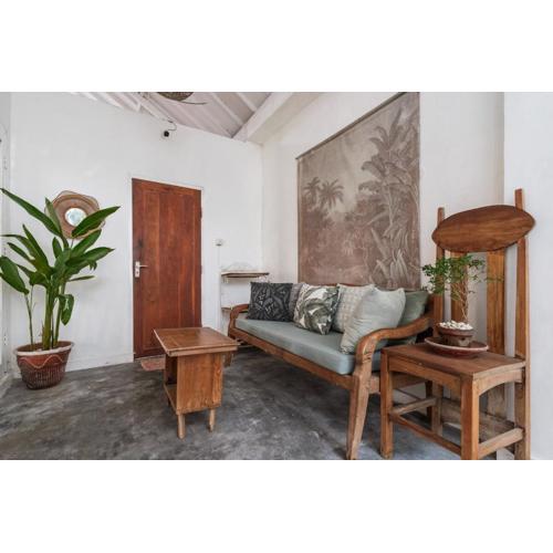 European-Inspired Villa Near Beach & Dining