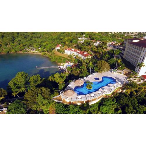 Eurostars Grand Cayacoa