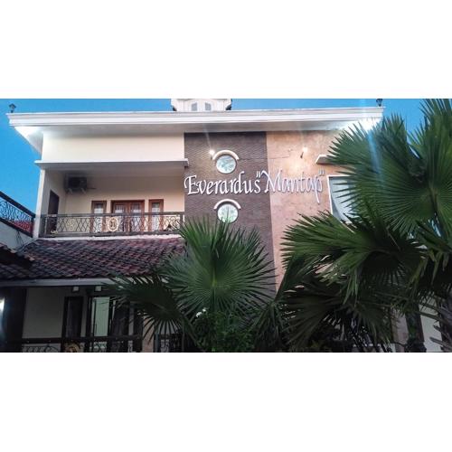 Everardus Mantap Guest House