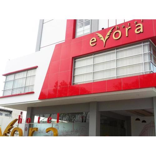Evora Hotel