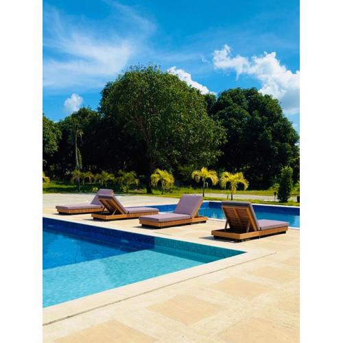 Exclusive 5-Bedroom Villa with 2 Pools and Fast Dual Wi-Fi