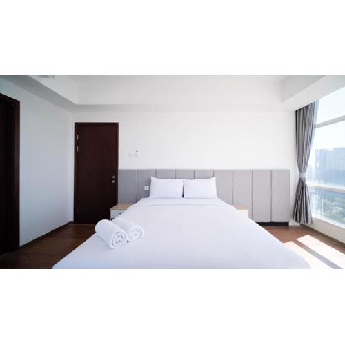 Exclusive and Spacey 3BR at Grand Sungkono Lagoon Apartment By Travelio