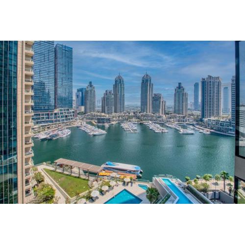 Exclusive Marina Lifestyle with Stunning Views