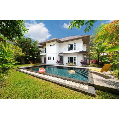 Exclusive & Private! Elegant Two-Storey Pool Villa Anong in Kamala
