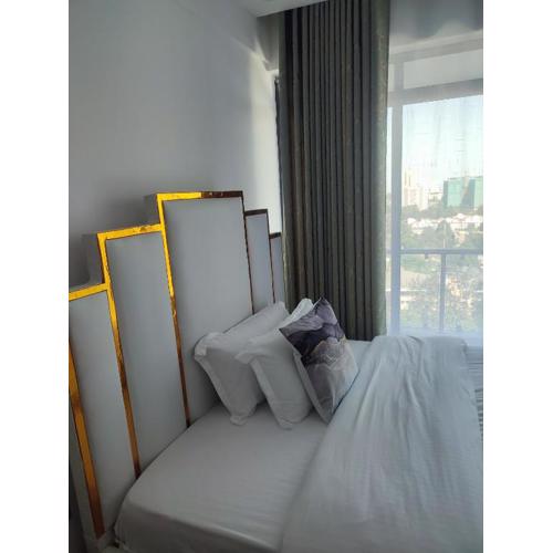 Executive one bed with balcony GYM NETFLIX