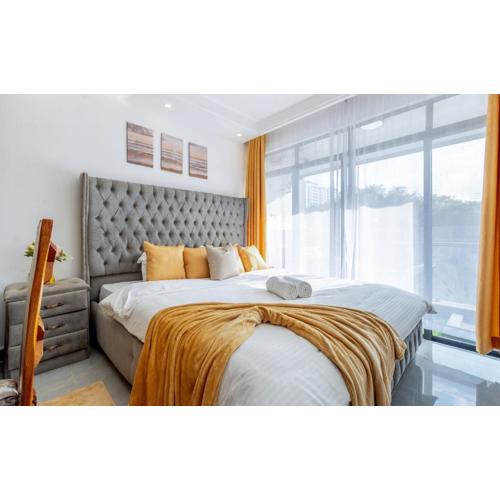 Executive studio apartment with a King size bed