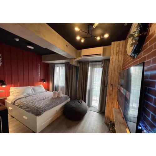 Executive Suite 710A at S Residence by GK Condotel