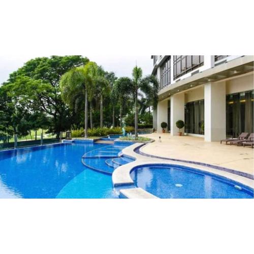 Executive Suites Bellagio Golf View Residences