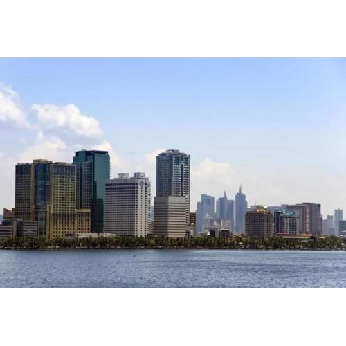 Experience OCEAN VIEW Rooms in The Heart Of Manila, Enjoy FREE ACCESS To The POOL, SAUNA, PLUS MASSAGE PROMO In Prime Location Near The US Embassy, NAIA, Makati, BGC, Mall of Asia, And Chinatown This Is A Limited-Time Offer, Book Now