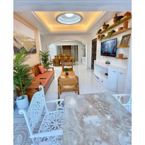 Explore Iloilo - Accessible Apartment