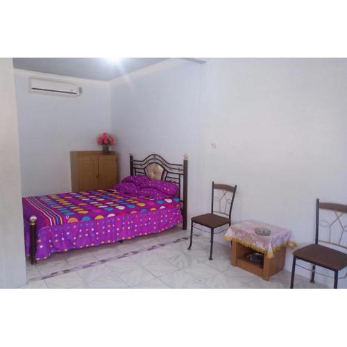 EXPRESS O 92251 Jaya Kusuma Homestay Near PONPES Darul Muhtadin