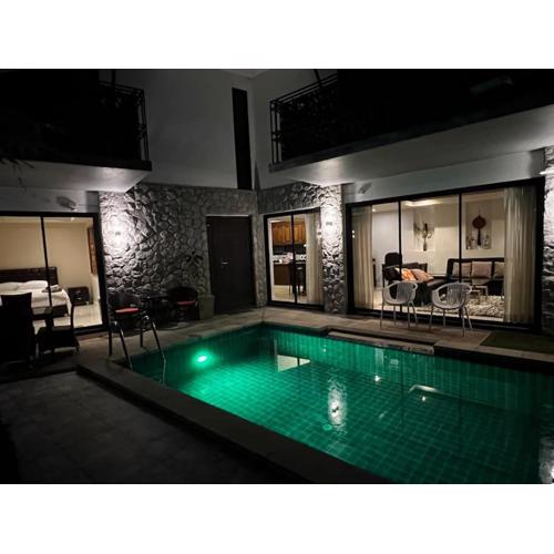 Exquisite 3BR Private Pool Villa: Prime Location