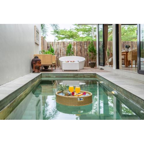 Exquisite New Villa with Unmatched Amazing Views, Huge Pool - 4 Elegant Bedrooms!