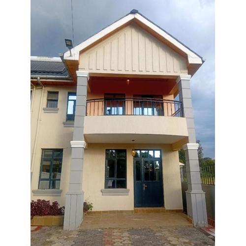 Exquisite Rembeka Villas