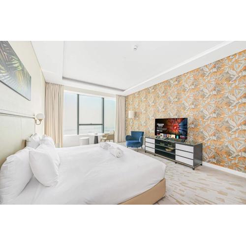 Exquisite studio - Highest at the Palm Tower