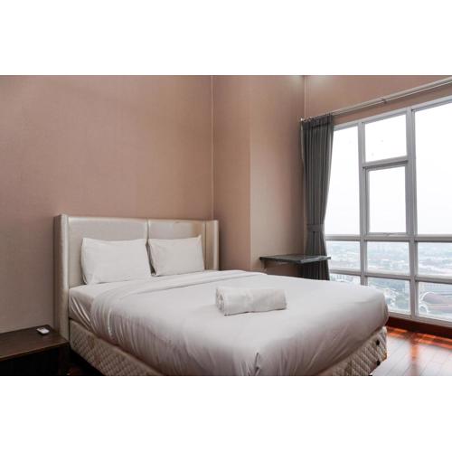 Fabulous 2BR Apartment Lucky Tower Residence By Travelio