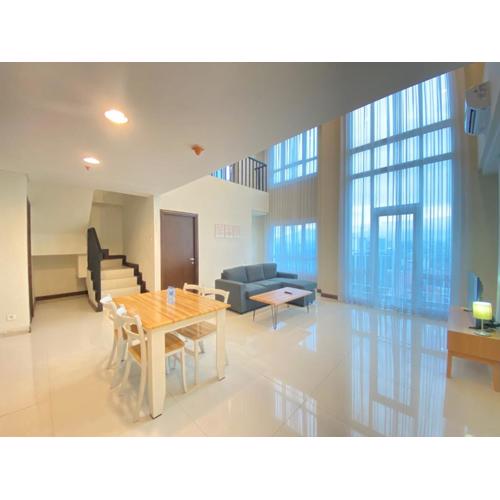 Fabulous 2BR Loft Apartment with Private Bathub at El Royale By Travelio