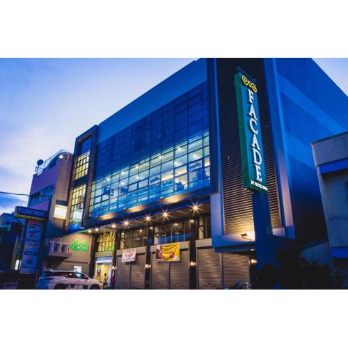 Facade Hotel