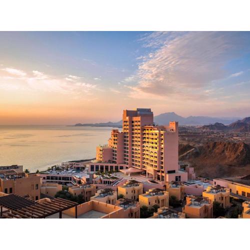 Fairmont Fujairah Beach Resort