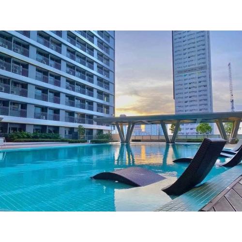 fame residence staycation