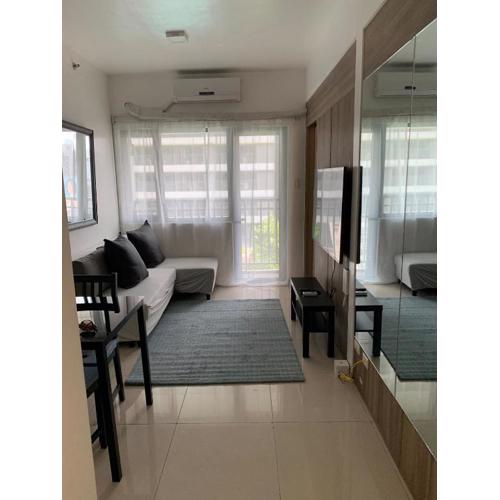 Fame Tower1 2-Bedrooms All Rms w Aircon Washer Balcony