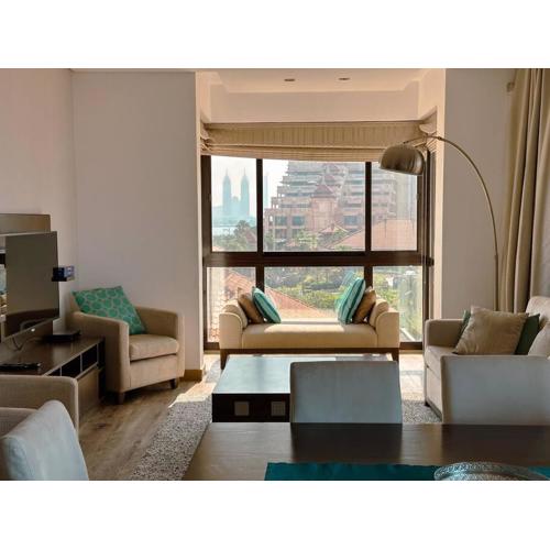 Family friendly apt at Palm