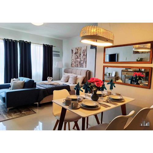 Family-Friendly Staycation with Free Parking, Pool and Gym in Palawan - B2 7Beryl