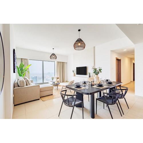 Family & Group Paradise - Home in the Clouds - 50th floor - World-class Amenities - Next to Shams Boutik - 5 min walk from the Beach - 5 min from ADGM, Galleria, Cleveland