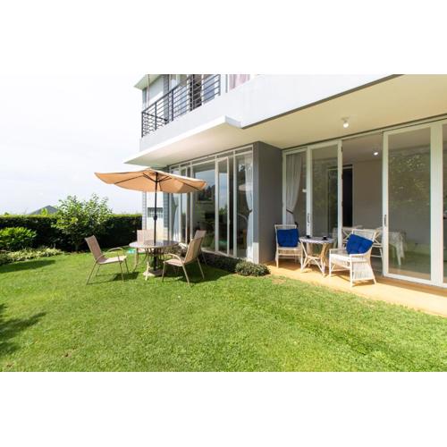 Family Only Compact Villa with City View - De Reiz Rose Garden Syariah 2BR