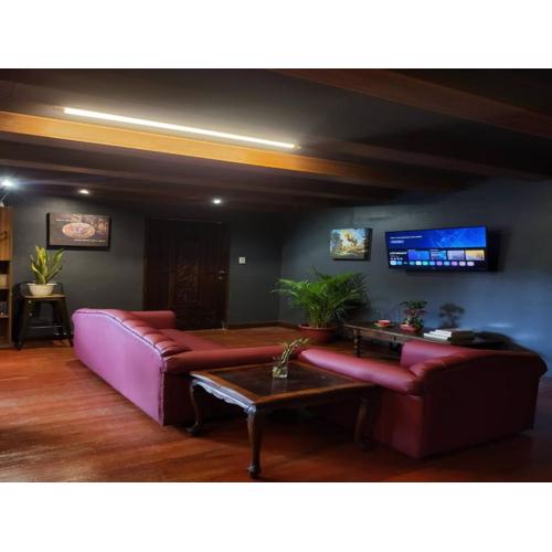 Family Room - Casa Encantada Executive 1