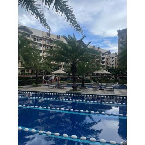 Family Suite w/ Centralized AC nr Ayala Mall Feliz