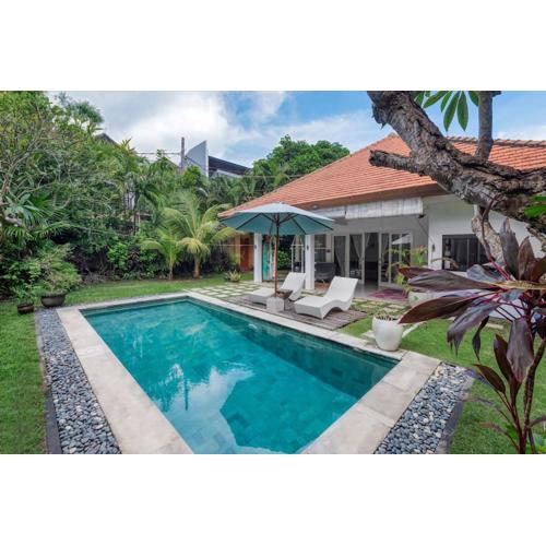 Family villa in central Canggu