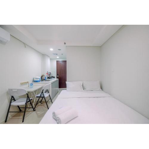 Fancy and Nice Studio at Daan Mogot City Apartment By Travelio