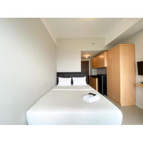 Fancy and Simply Studio at Transpark Juanda Bekasi Timur Apartment By Travelio