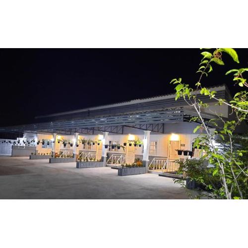 Fancy Carp Resort Hua-Hin