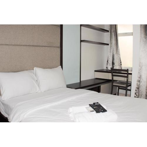 Fancy Studio at Springlake Summarecon Bekasi Apartment By Travelio