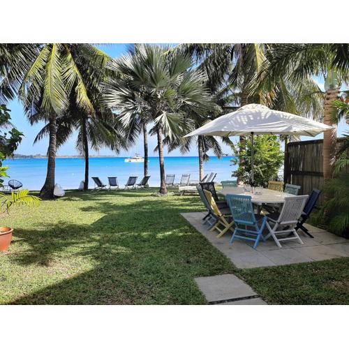 Fantastic spacious beachfront VILLAVACANCES