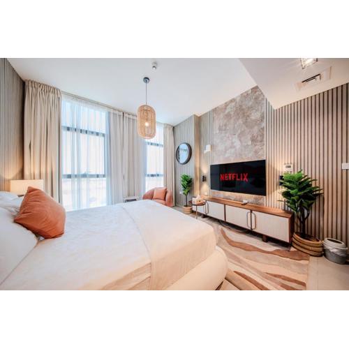 Fantastic Studio Royale Apartment At Al Mamsha