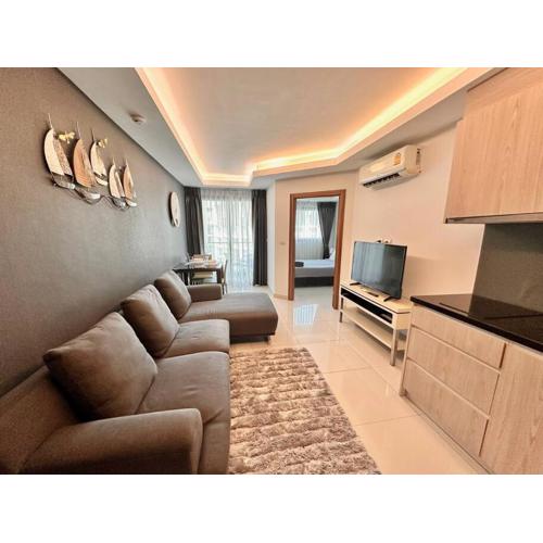 FANTASTIC VIEW 1 Bed in Laguna Beach Resort 2.