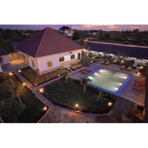 Farashuu Luna Villas