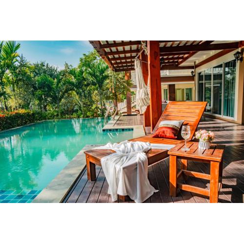 Farinda Resort & Pool Villa