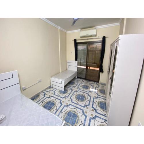 Female sharing room in city center